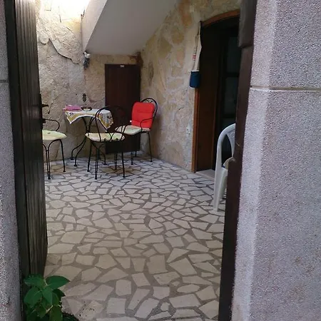 Janjina Kuca Apartman Tribunj (Sibenik-Knin)
